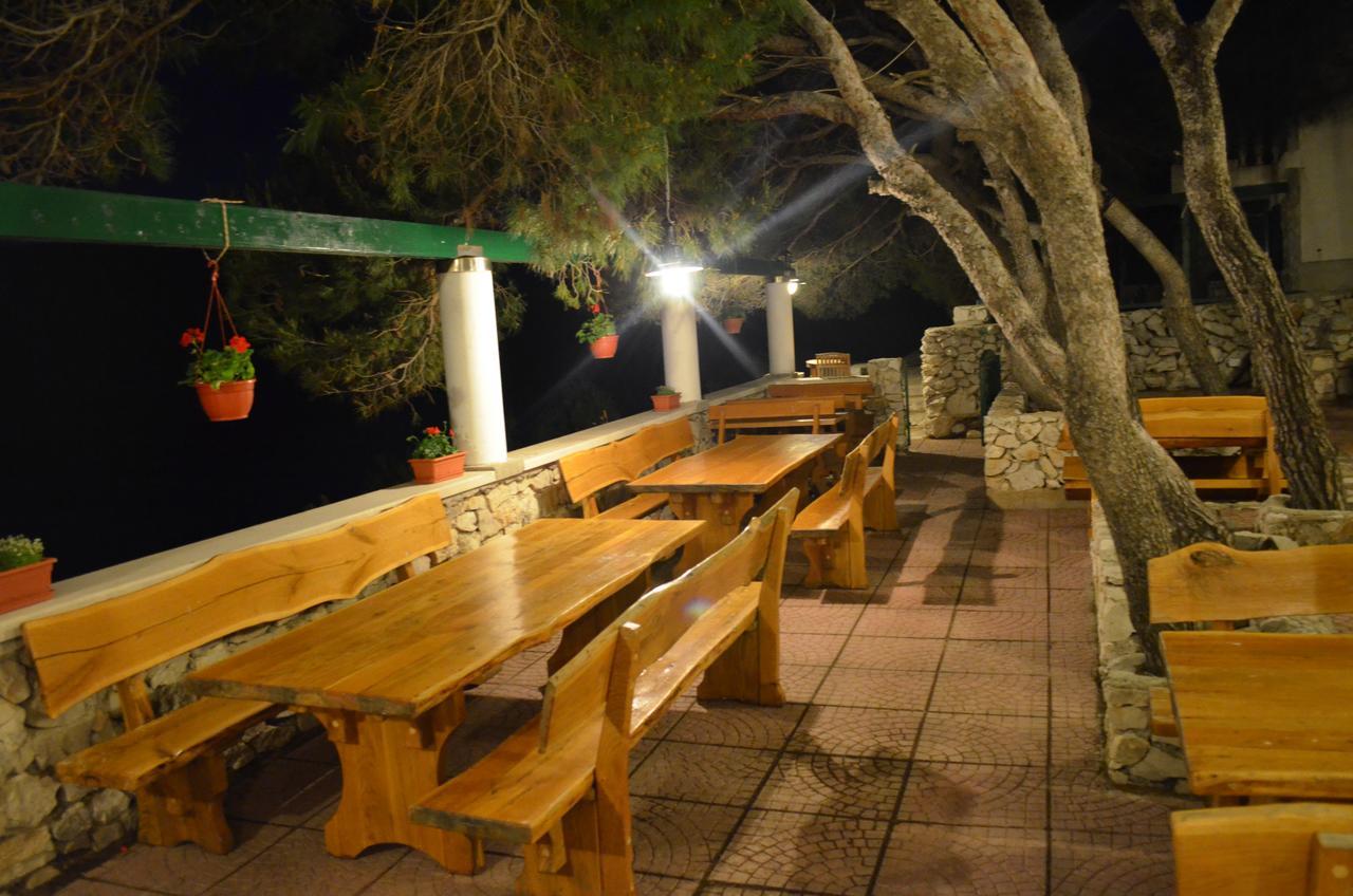 Poseidon Holiday Guesthouse ชิวิเย ภายนอก รูปภาพ
