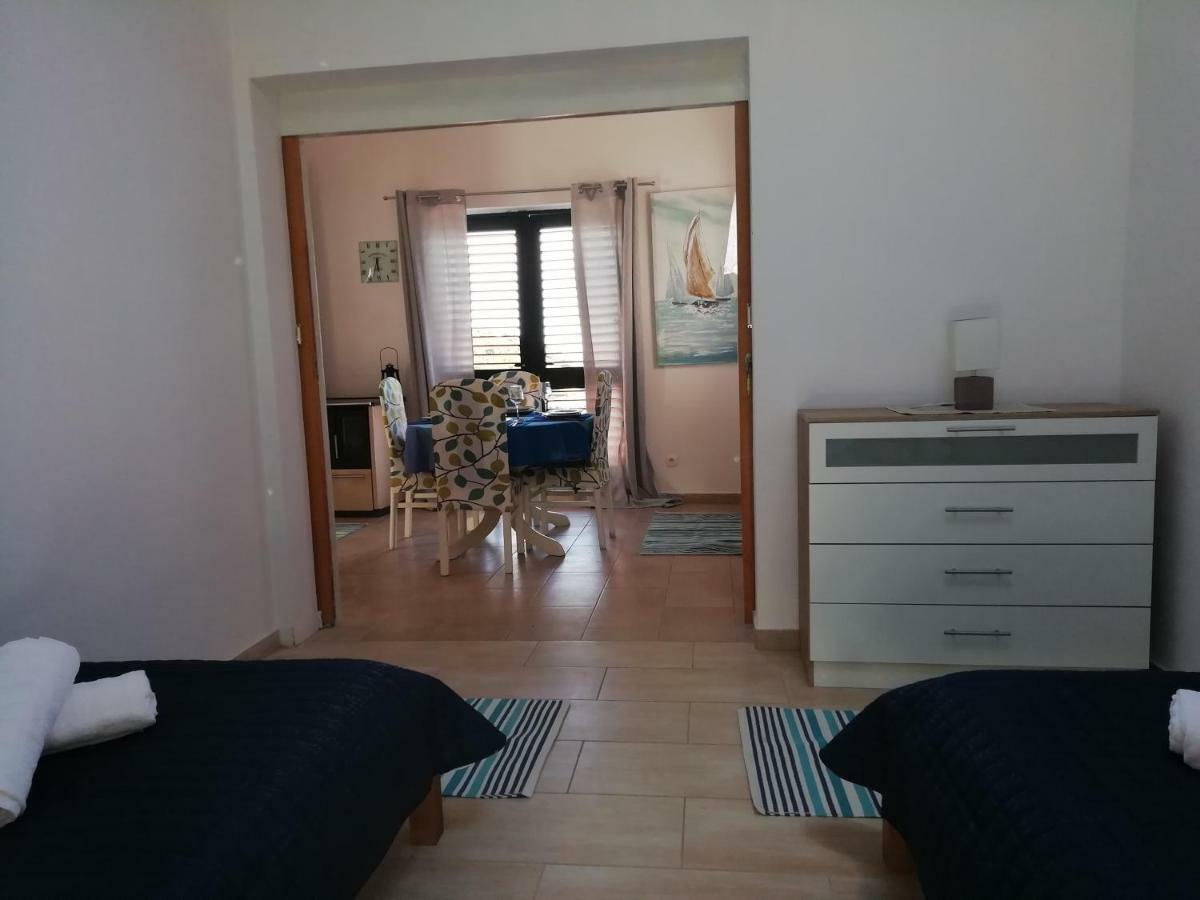 Poseidon Holiday Guesthouse ชิวิเย ภายนอก รูปภาพ