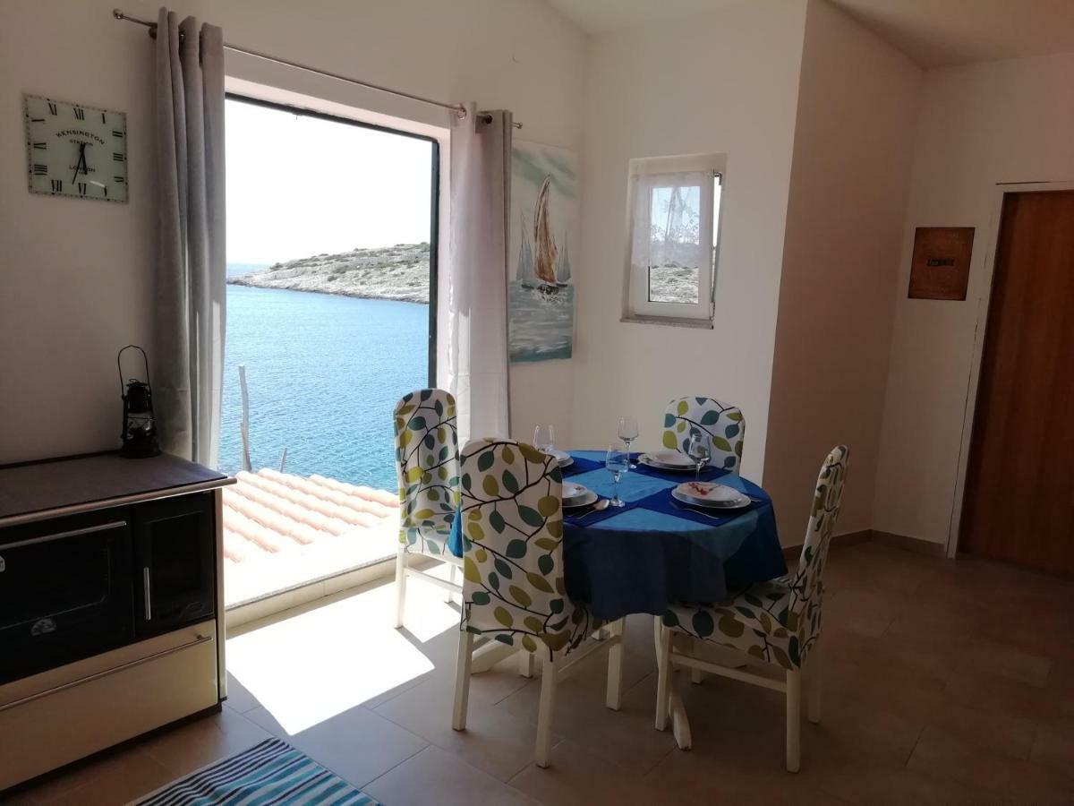 Poseidon Holiday Guesthouse ชิวิเย ภายนอก รูปภาพ